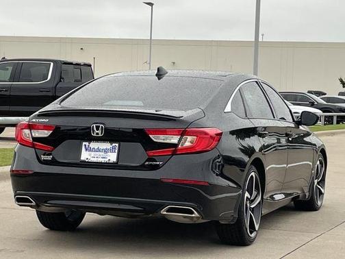 Crystal Black Pearl 2021 Honda Accord Sport 1.5T