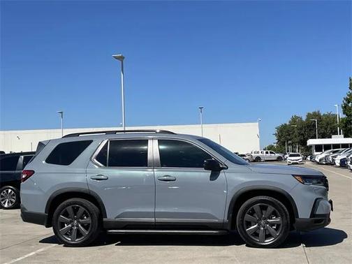 2025 Honda Pilot Sport