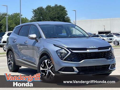 Everlasting Silver 2023 Kia Sportage EX