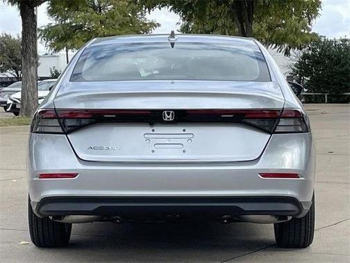 2025 Honda Accord LX 1.5T
