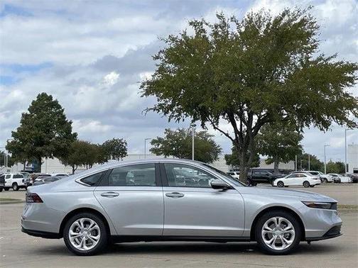 2025 Honda Accord LX 1.5T