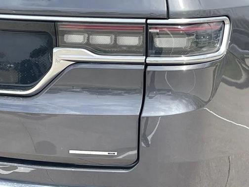 Baltic Gray Metallic Clearcoat 2024 Jeep Grand Wagoneer L Series III 4x4