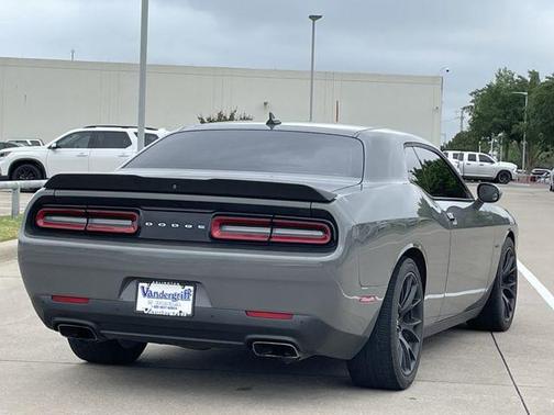 Destroyer Gray Clearcoat 2019 Dodge Challenger R/T