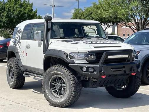 2013 Toyota FJ Cruiser Base