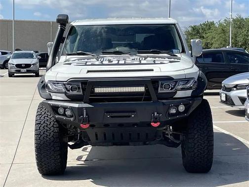 2013 Toyota FJ Cruiser Base