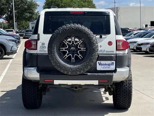 2013 Toyota FJ Cruiser Base