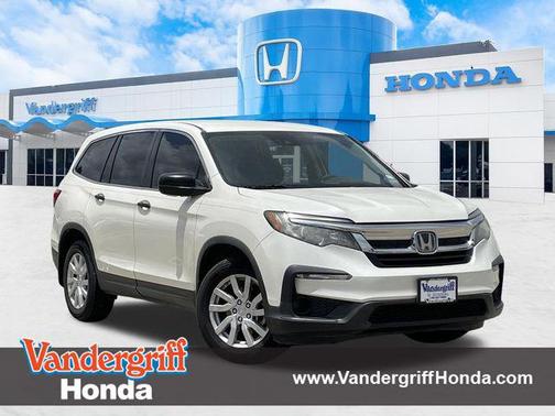 White Diamond Pearl 2019 Honda Pilot LX
