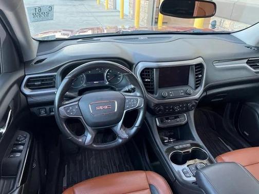 2020 GMC Acadia AWD AT4