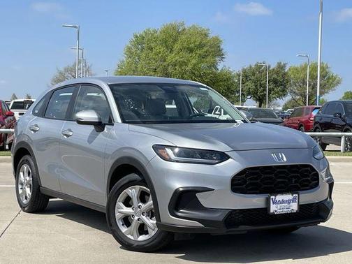 Lunar Silver 2025 Honda HR-V LX