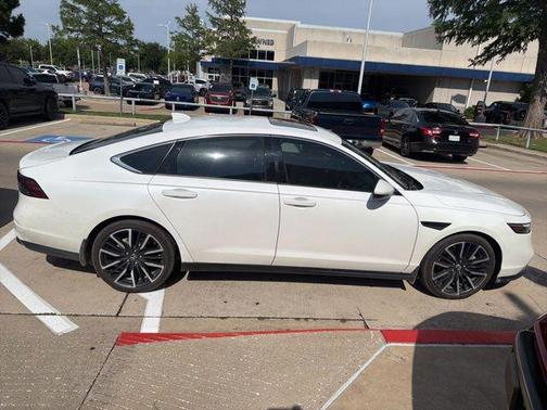 Platinum White Pearl 2025 Honda Accord Hybrid Touring