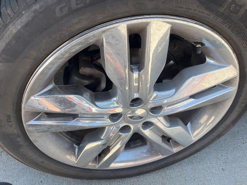 White Platinum Tri-Coat Metallic 2013 Ford Edge Limited