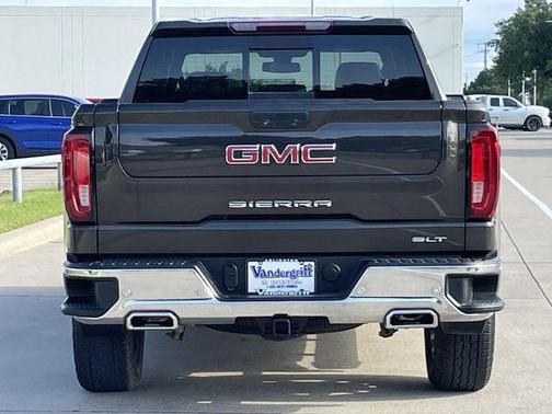 Brownstone Metallic 2022 GMC Sierra 1500 SLT