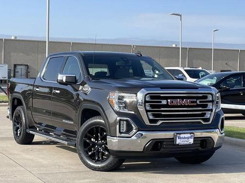 Brownstone Metallic 2022 GMC Sierra 1500 SLT