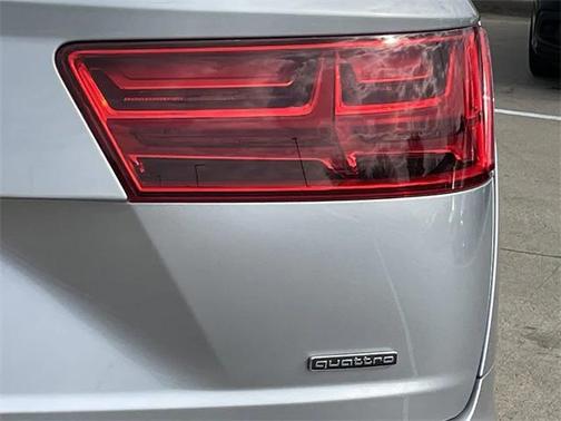 2018 Audi Q7 2.0T Premium Plus