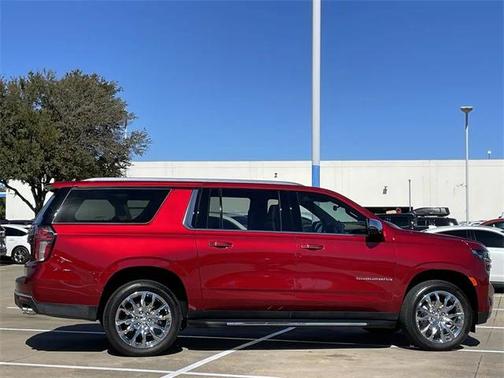2024 Chevrolet Suburban Premier