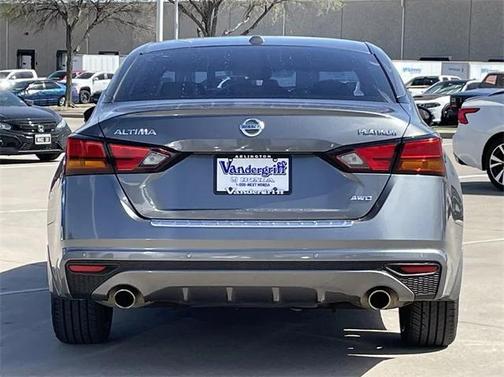 2022 Nissan Altima Platinum Intelligent AWD