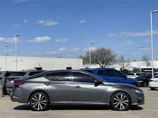 2022 Nissan Altima Platinum Intelligent AWD