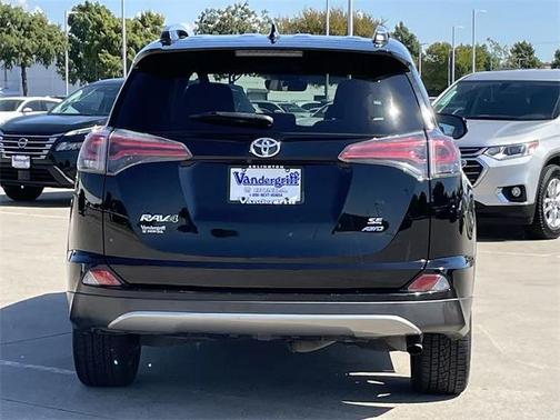2018 Toyota RAV4 SE