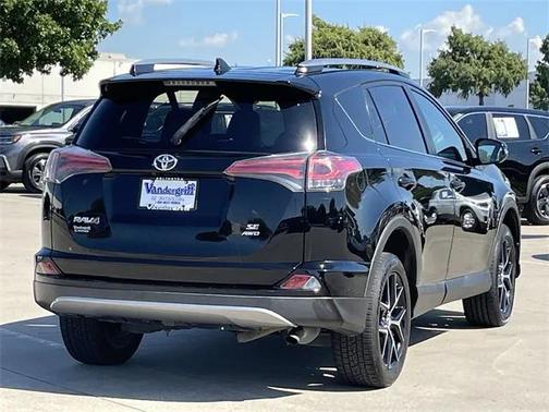 2018 Toyota RAV4 SE