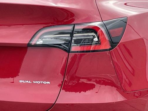 Red Multi-Coat 2021 Tesla Model Y Long Range Dual Motor All-Wheel Drive