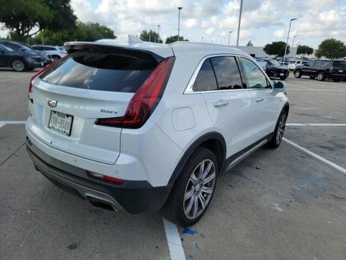2019 Cadillac XT4 Premium Luxury