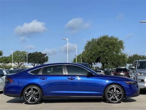 2023 Honda Accord Hybrid Base