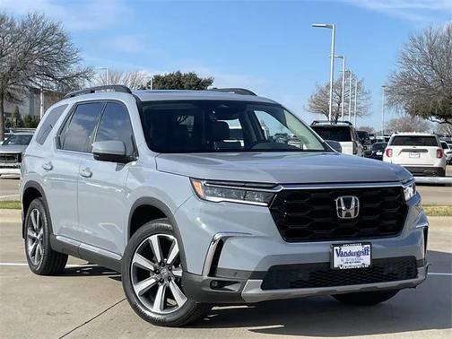 2024 Honda Pilot Touring 8-Passenger