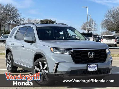 2024 Honda Pilot Touring 8-Passenger