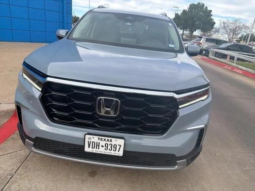 2024 Honda Pilot Touring 8-Passenger