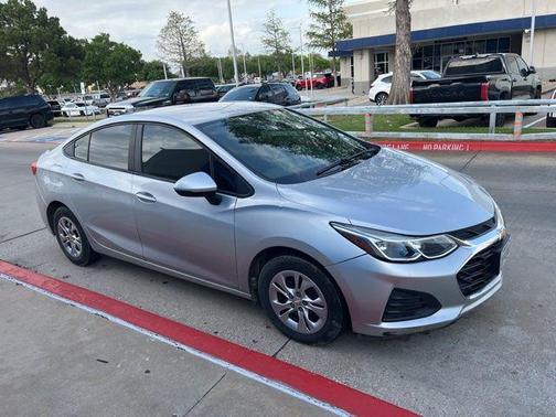 Silver Ice 2019 Chevrolet Cruze LS