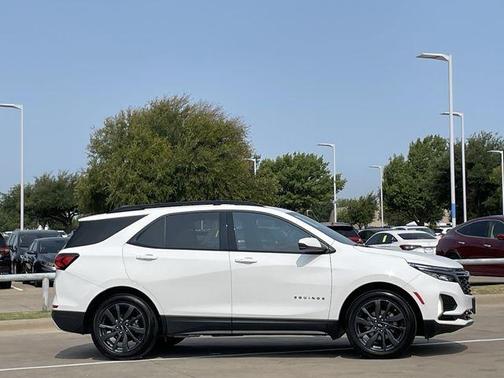 Summit White 2023 Chevrolet Equinox FWD RS