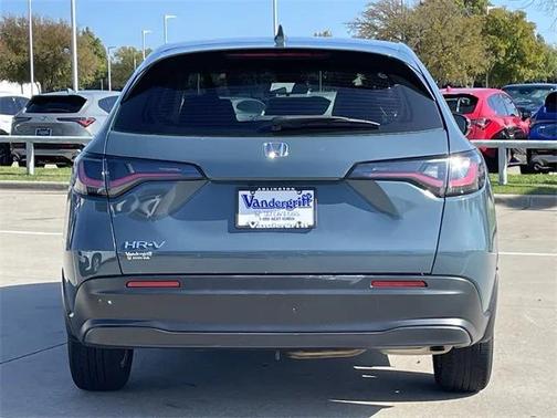 2025 Honda HR-V LX