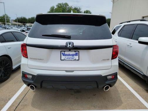Platinum White Pearl 2025 Honda Passport EX-L