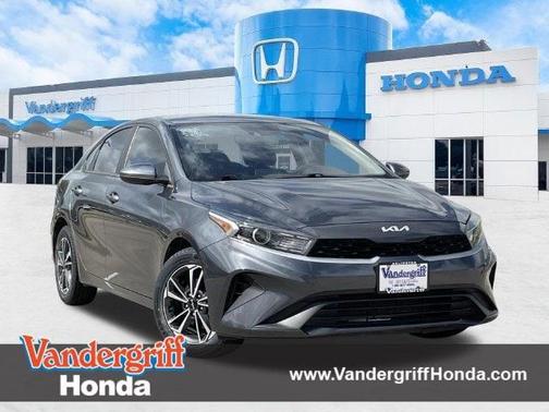 Gravity Gray 2024 Kia Forte LXS