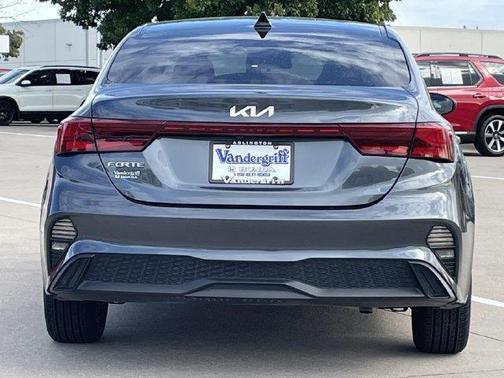 Gravity Gray 2024 Kia Forte LXS