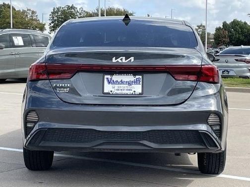 Gravity Gray 2024 Kia Forte LXS