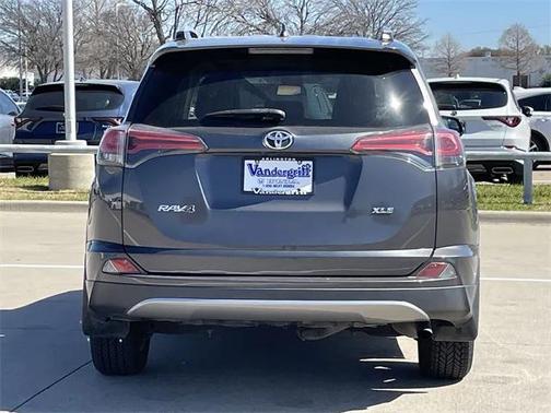 2017 Toyota RAV4 XLE