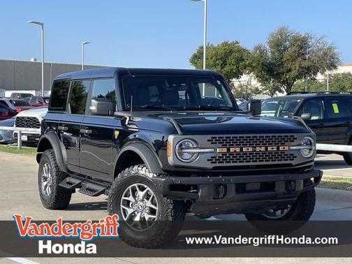 Shadow Black 2024 Ford Bronco Badlands