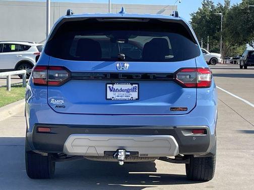 Diffused Sky Pearl 2024 Honda Pilot TrailSport