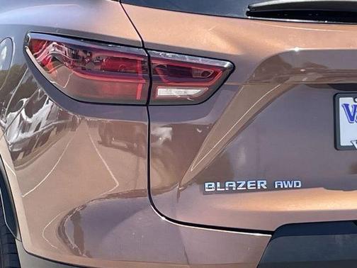 Copper Bronze Metallic 2023 Chevrolet Blazer 2LT