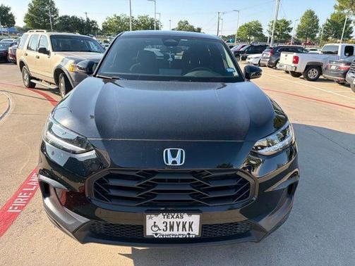 Crystal Black Pearl 2025 Honda HR-V 2WD Sport