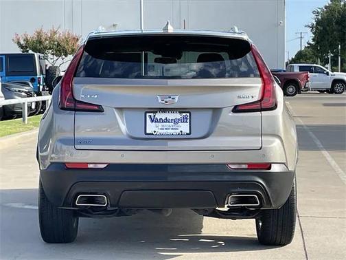 2023 Cadillac XT4 Luxury