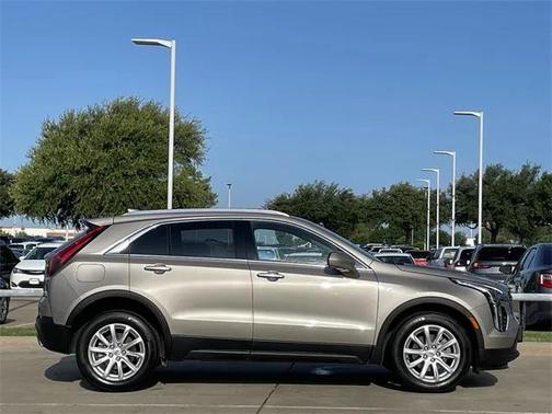 2023 Cadillac XT4 Luxury