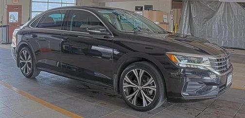 2022 Volkswagen Passat 2.0T SE