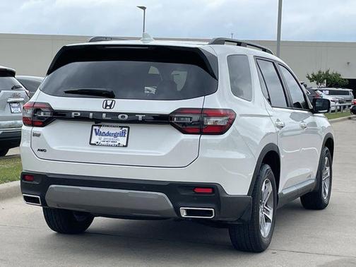 Crystal Black Pearl 2026 Honda Pilot EX-L