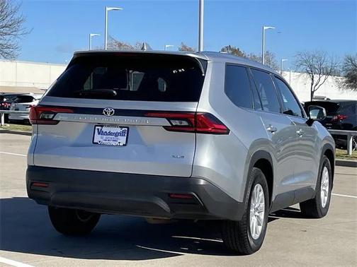 2024 Toyota Grand Highlander XLE