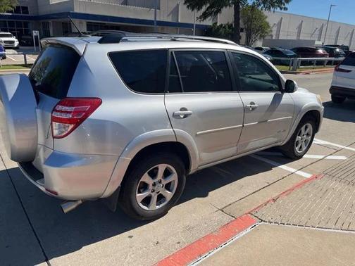 2011 Toyota RAV4 Limited