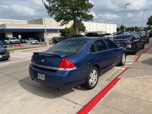 Blue 2006 Chevrolet Impala LT