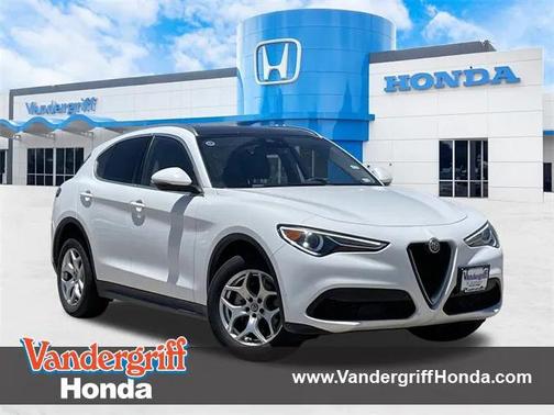 2020 Alfa Romeo Stelvio Base