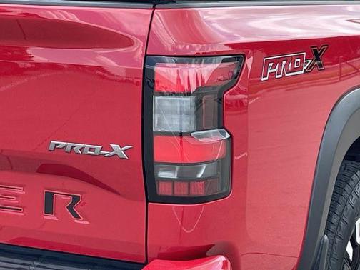 Red Alert 2022 Nissan Frontier PRO-X